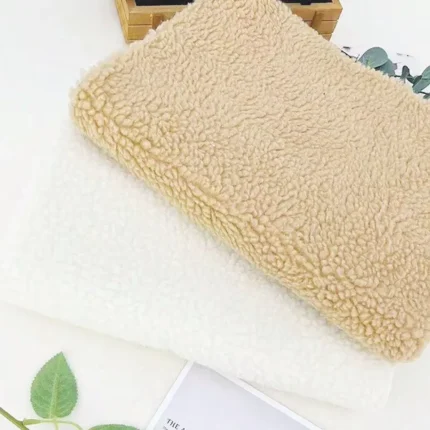 Self-Heating Pet Mat